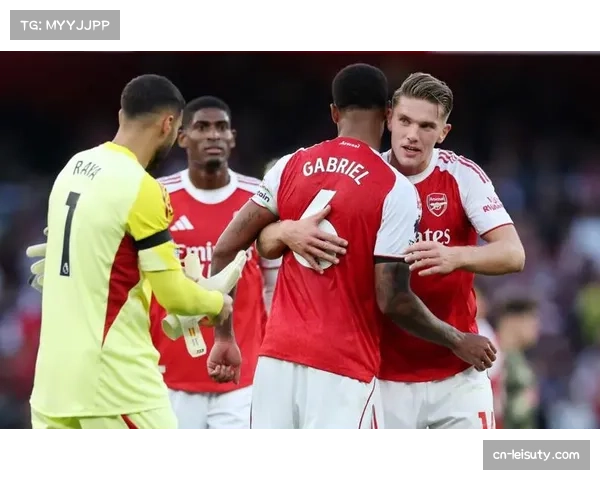 阿森纳成为首支锁定16强球队 战术复盘凸显其紧逼策略与中场控制